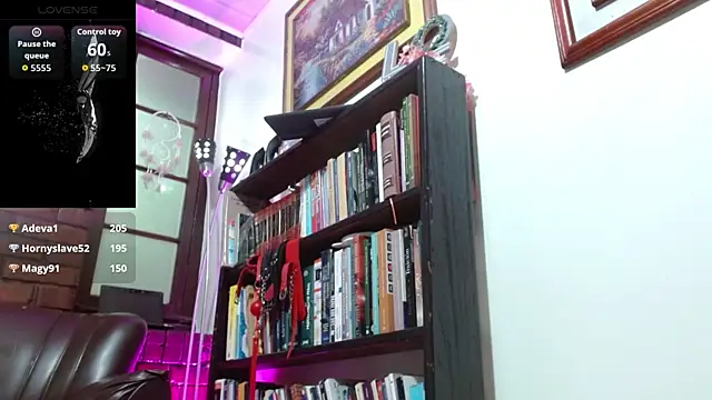 Dominatriz Arlette online show from 07/14/26, 06:58