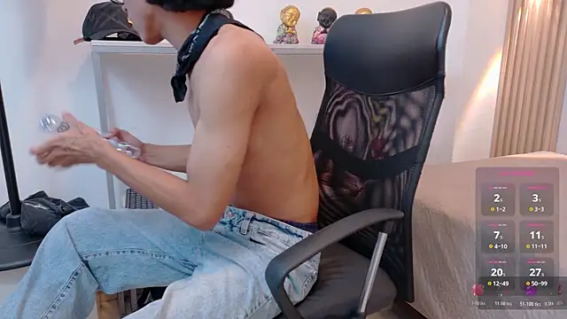 Zayn Fox32 online show from 06/17/26, 07:02