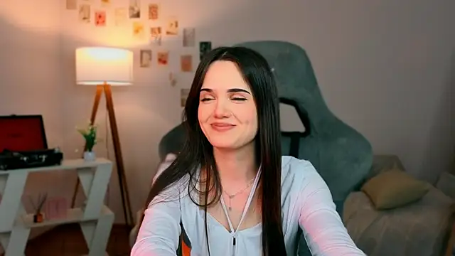 serenenov online show from 04/25/26, 07:11