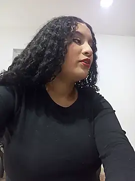 Snapshot of roxy_domnin chatting on 07/10/26, 03:50 roxy domnin online show from 07/10/26, 03:50