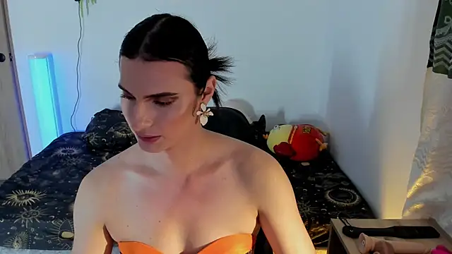  shantallskinny  online show from 05/06/26, 05:55