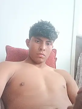 Dariosuarez1109 online show from 06/22/26, 07:22