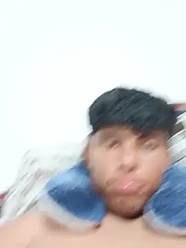 Dariosuarez1109 online show from 06/17/26, 08:52