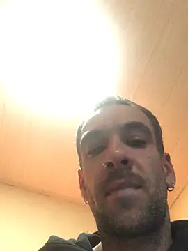 justef09 online show from 06/17/26, 05:29