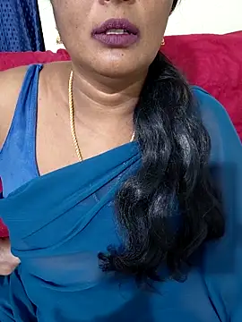 Snapshot of Sunitha-tamilponu chatting on 06/19/26, 04:46 Sunitha-tamilponu online show from 06/19/26, 04:46