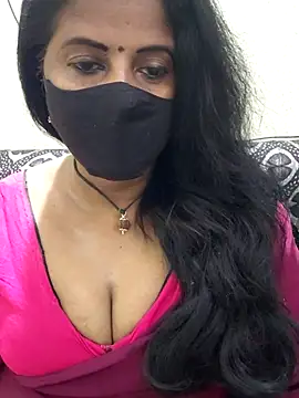 Snapshot of Sunitha-tamilponu chatting on 07/13/26, 05:12 Sunitha-tamilponu online show from 07/13/26, 05:12