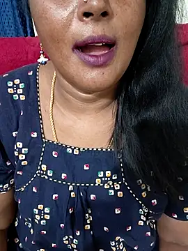 Snapshot of Sunitha-tamilponu chatting on 06/18/26, 06:12 Sunitha-tamilponu online show from 06/18/26, 06:12