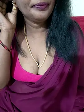Snapshot of Sunitha-tamilponu chatting on 06/06/26, 01:11 Sunitha-tamilponu online show from 06/06/26, 01:11