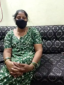 Snapshot of Sunitha-tamilponu chatting on 07/21/26, 08:48 Sunitha-tamilponu online show from 07/21/26, 08:48