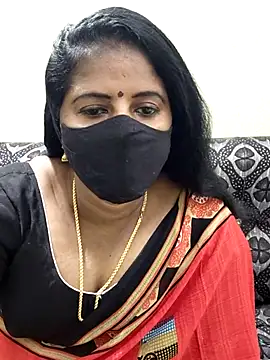 Snapshot of Sunitha-tamilponu chatting on 07/30/26, 11:04 Sunitha-tamilponu online show from 07/30/26, 11:04