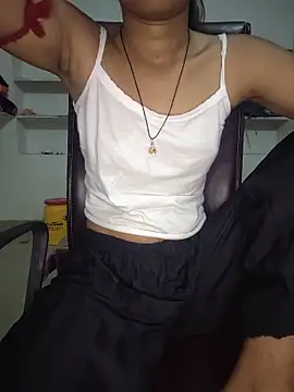 Snapshot of ESHA-LOVE chatting on 06/10/26, 10:33 ESHA-LOVE online show from 06/10/26, 10:33