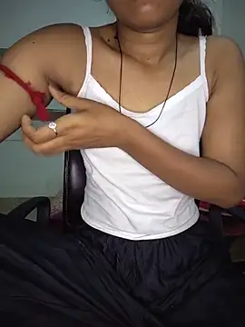 Snapshot of ESHA-LOVE chatting on 05/19/26, 11:56 ESHA-LOVE online show from 05/19/26, 11:56
