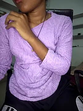 Snapshot of ESHA-LOVE chatting on 05/21/26, 05:10 ESHA-LOVE online show from 05/21/26, 05:10