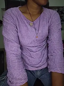 Snapshot of ESHA-LOVE chatting on 05/21/26, 01:47 ESHA-LOVE online show from 05/21/26, 01:47
