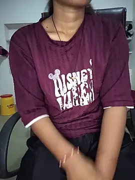 Snapshot of ESHA-LOVE chatting on 06/01/26, 07:19 ESHA-LOVE online show from 06/01/26, 07:19