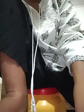 Snapshot of ESHA-LOVE chatting on 05/15/26, 11:25 ESHA-LOVE online show from 05/15/26, 11:25