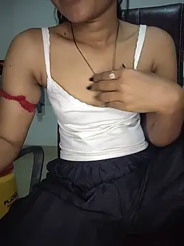 Snapshot of ESHA-LOVE chatting on 06/16/26, 04:07 ESHA-LOVE online show from 06/16/26, 04:07