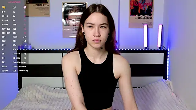 EvaAndLuna online show from 06/02/26, 11:16