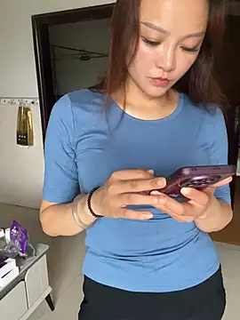 Meimei-bb online show from 07/28/26, 04:20