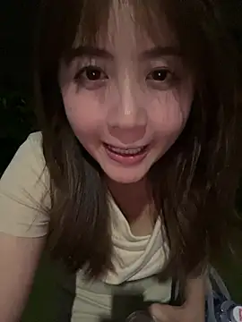 Snapshot of Yang_127 chatting on 06/22/26, 03:20 Yang 127 online show from 06/22/26, 03:20