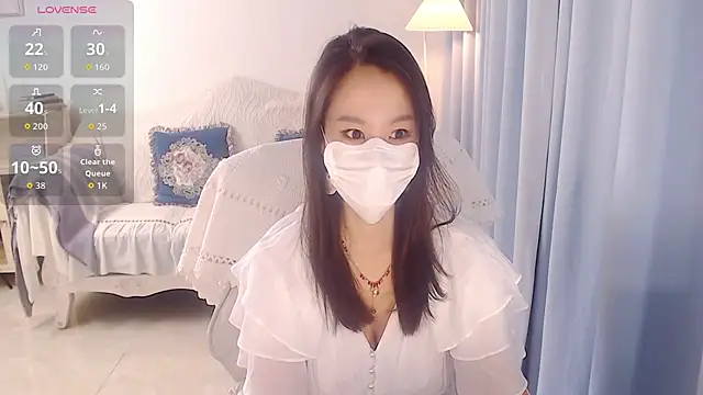 Snapshot of Ava-112 chatting on 07/19/26, 01:58 Ava-112 online show from 07/19/26, 01:58
