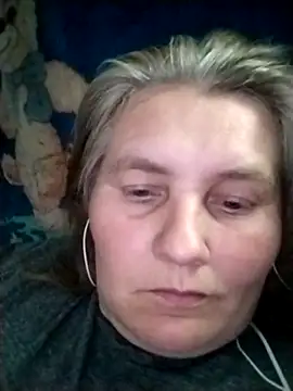 Snapshot of IrisMaris37 chatting on 06/19/26, 11:05 IrisMaris37 online show from 06/19/26, 11:05