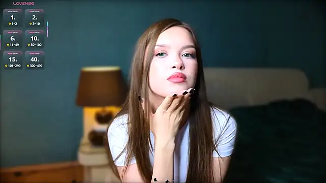 HornyAdelee online show from 04/28/26, 01:59