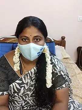 Snapshot of telugu_Geetha40 chatting on 05/26/26, 06:44 telugu Geetha40 online show from 05/26/26, 06:44