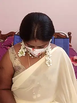 Snapshot of telugu_Geetha40 chatting on 05/13/26, 07:04 telugu Geetha40 online show from 05/13/26, 07:04