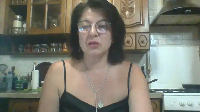Snapshot of Fiona06 chatting on 05/23/26, 07:35 Fiona06 online show from 05/23/26, 07:35