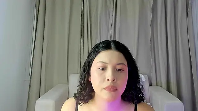 Snapshot of hanah_line chatting on 05/13/26, 12:34 hanah line online show from 05/13/26, 12:34