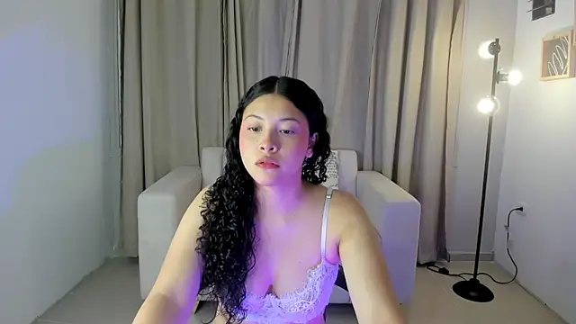Snapshot of hanah_line chatting on 05/12/26, 12:44 hanah line online show from 05/12/26, 12:44