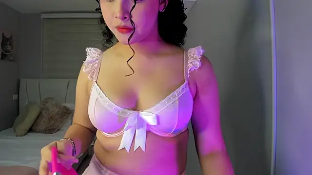 Snapshot of hanah_line chatting on 06/10/26, 12:39 hanah line online show from 06/10/26, 12:39