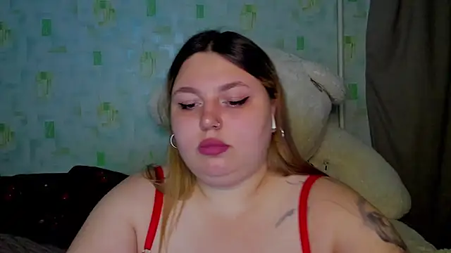 Snapshot of LillyHaigh chatting on 05/25/26, 07:01 LillyHaigh online show from 05/25/26, 07:01