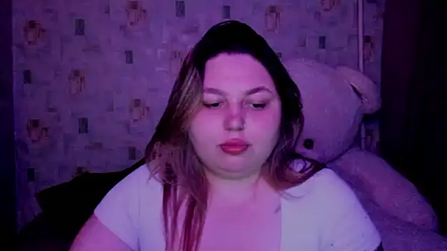 Snapshot of LillyHaigh chatting on 05/19/26, 07:10 LillyHaigh online show from 05/19/26, 07:10
