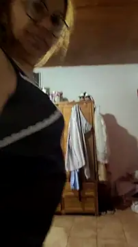 Snapshot of Ladymilf12 chatting on 05/13/26, 03:08 Ladymilf12 online show from 05/13/26, 03:08