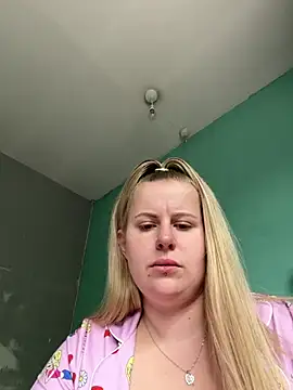 taylor-b online show from 06/18/26, 01:38