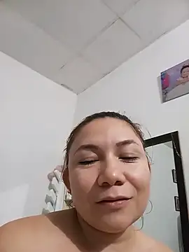 Luna Morch online show from 06/07/26, 03:23