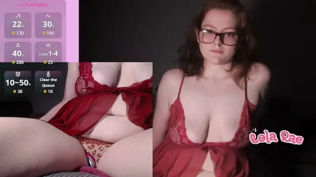 Snapshot of lolarae_xx chatting on 05/27/26, 03:58 lolarae xx online show from 05/27/26, 03:58
