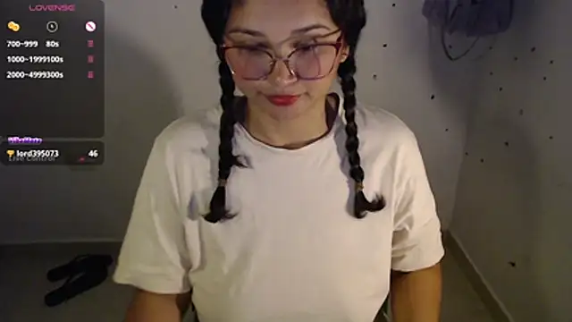 Lily     online show from 05/03/26, 11:08