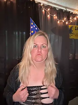 Bruiserboomer2 online show from 05/15/26, 02:26