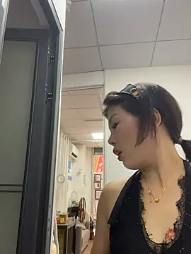 milkwine online show from 06/02/26, 06:24