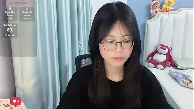 Luna-666 online show from 05/18/26, 01:05