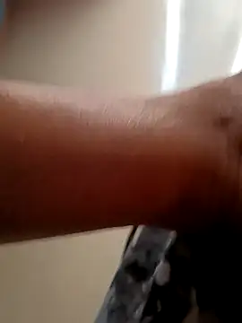 ayushi812 online show from 04/26/26, 12:46