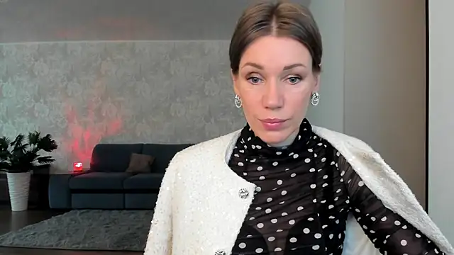 miababemi09 online show from 04/30/26, 08:32