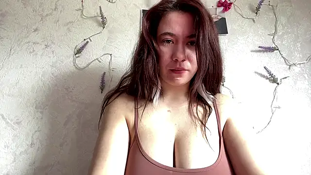 Snapshot of OraCoovert chatting on 05/01/26, 11:15 OraCoovert online show from 05/01/26, 11:15