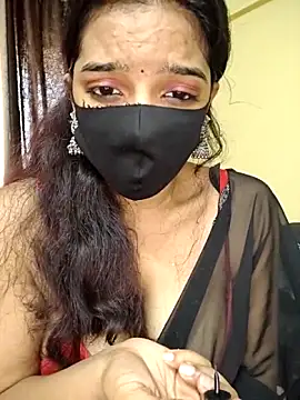 Snapshot of vanika2000 chatting on 06/09/26, 04:46 vanika2000 online show from 06/09/26, 04:46