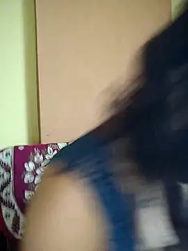 vanika2000 online show from 05/19/26, 05:47
