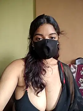vanika2000 online show from 05/13/26, 03:13