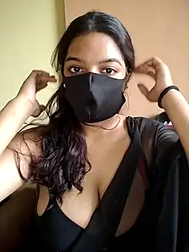 vanika2000 online show from 05/14/26, 06:43